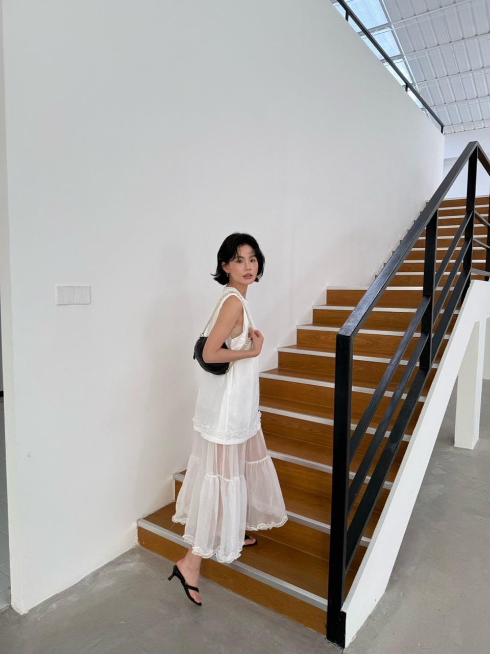 White Sleeveless Mini Dress product photo 5